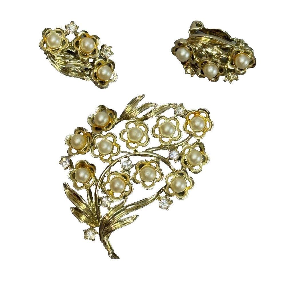 Vintage Designer Signed Star Faux Pearl Rhinestone Brooch And Clip On Earrings